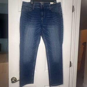 Bass Classic Blue Straight Leg Women's Jeans